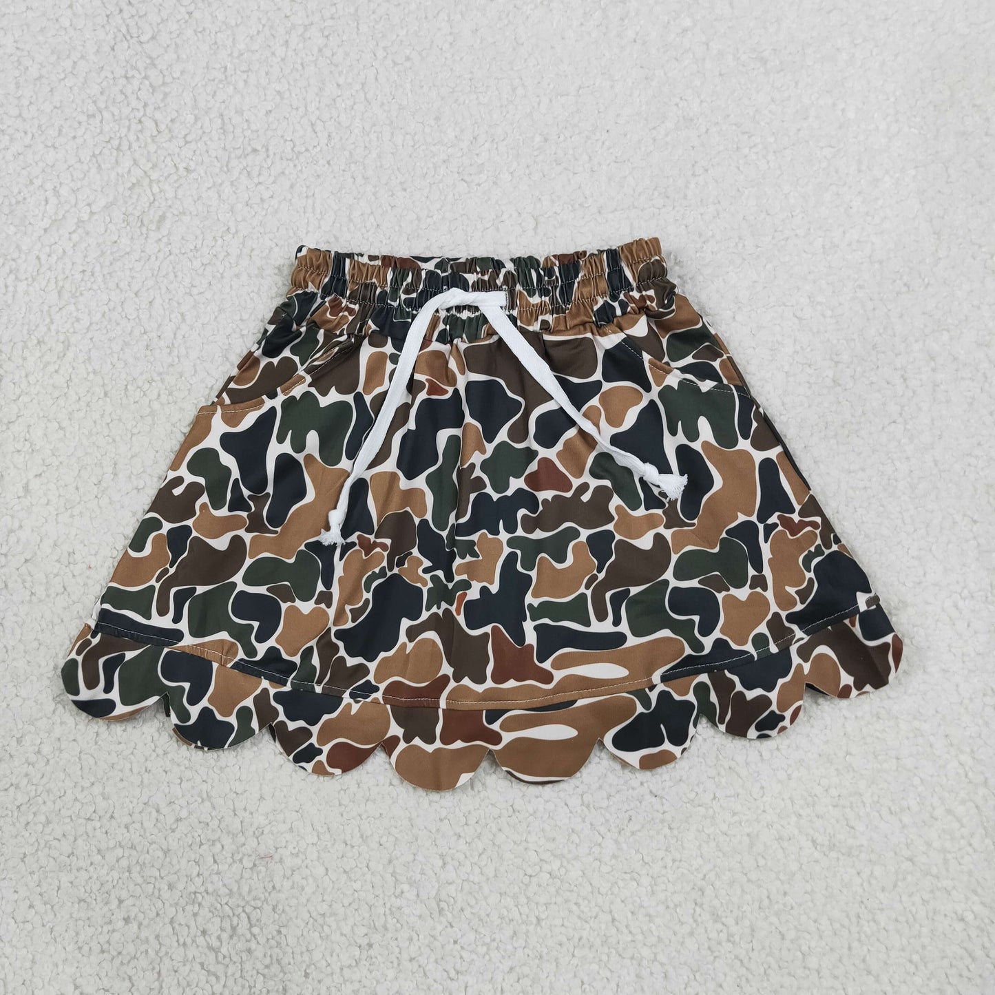GLK0300 Kids Clothing Baby Girls Dark Brown Camo Scallop Pockets Skirt Shorts Bottom