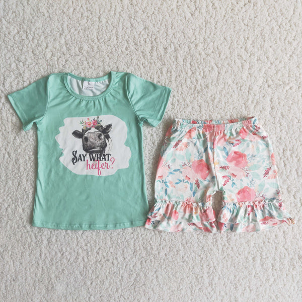 C4-16 cattle head green short-sleeved flower shorts suit