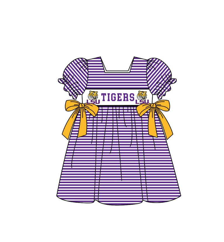 1.30 Custom Order Moq 3 Baby Girl LSU Tigers Team Bows Stripe Ruffle Knee Length Dresses