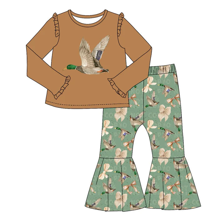 6.11 GLP1983 Baby Girls Ducks Hunting Top Bows Bell Pants Clothes Set