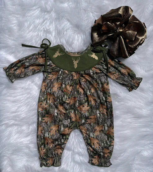 9.29 LR2730 Baby Girls Green Leaves Camo Deer Bows Western Ruffle Footie Rompers Preorder