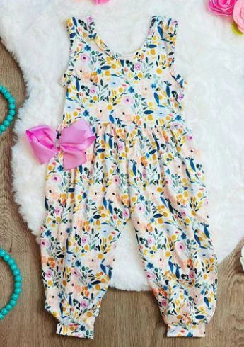 5.13 Girls flower sleeveless onesie