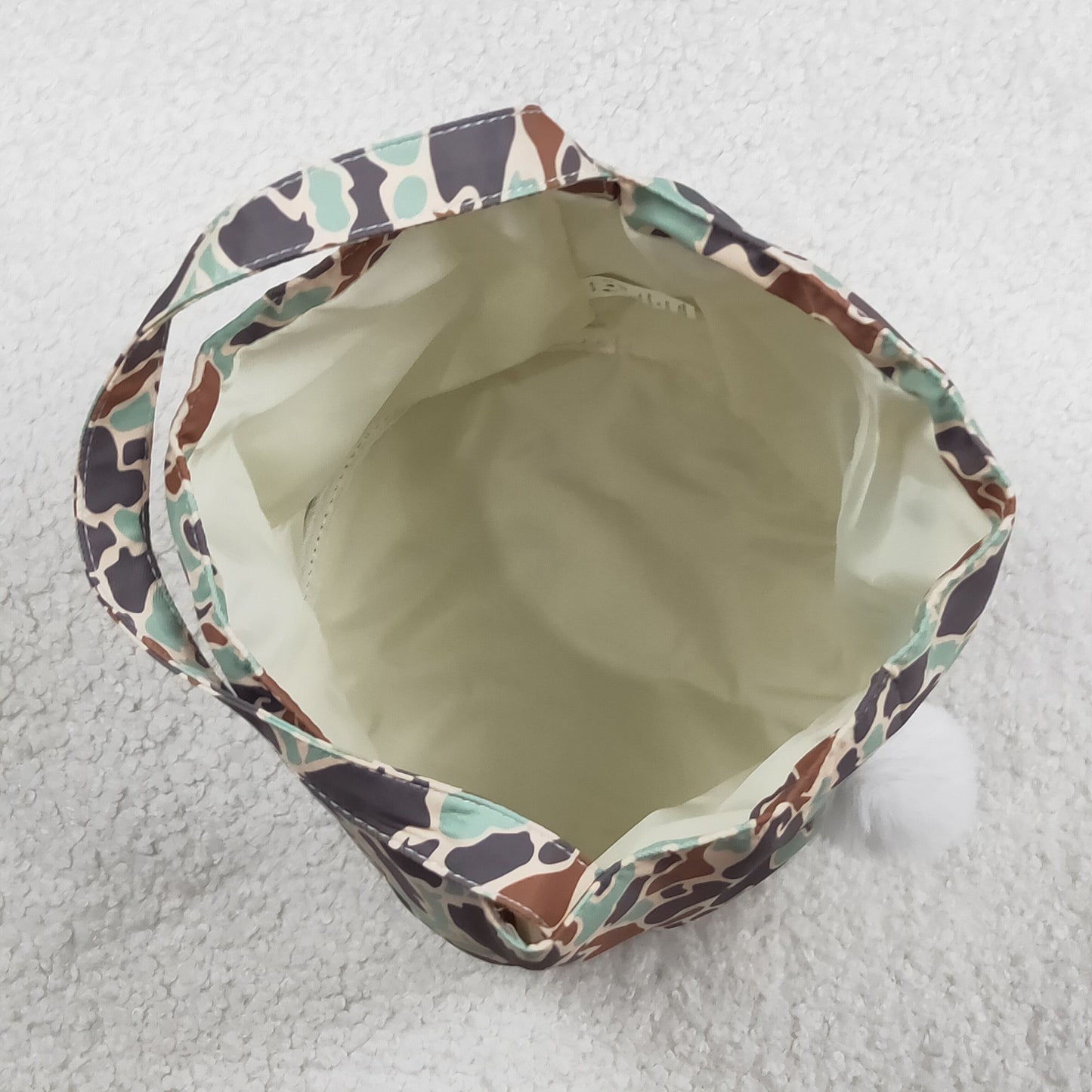 BA0387 Baby Kids Embroidery Rabbits Southern Green Camo Easter Lunch Boxes Bags