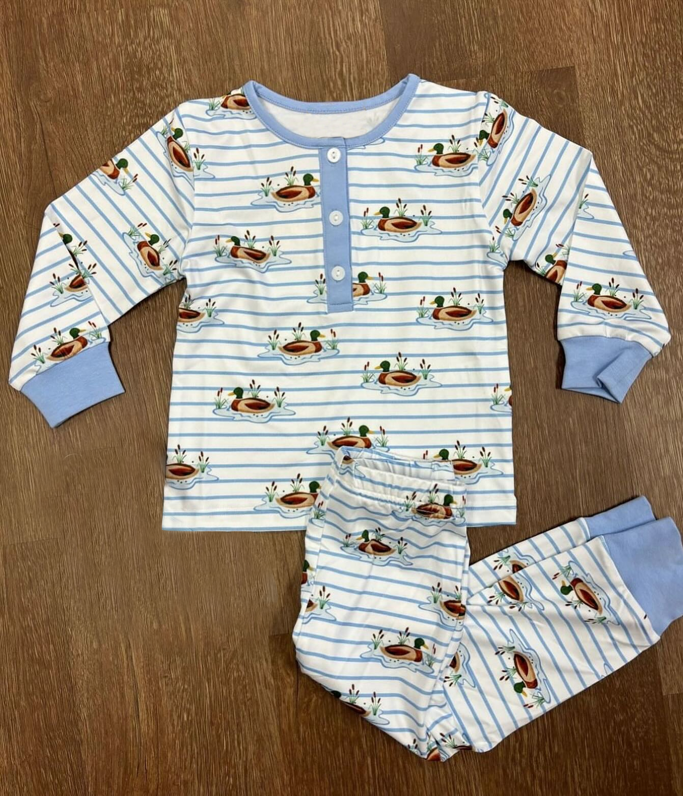 BLP0554 Duck boys outfits (6-8weeks)