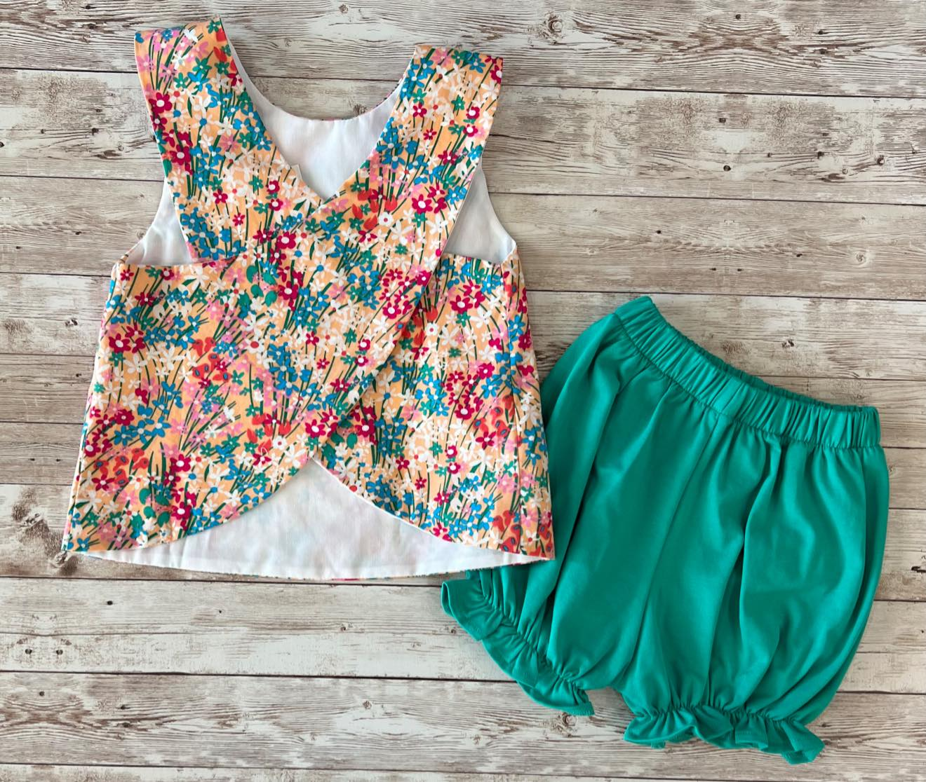 Pre-order no moq GSSO3194 pre-order baby girl clothes floral sleeveless shorts summer outfit-26.1.14