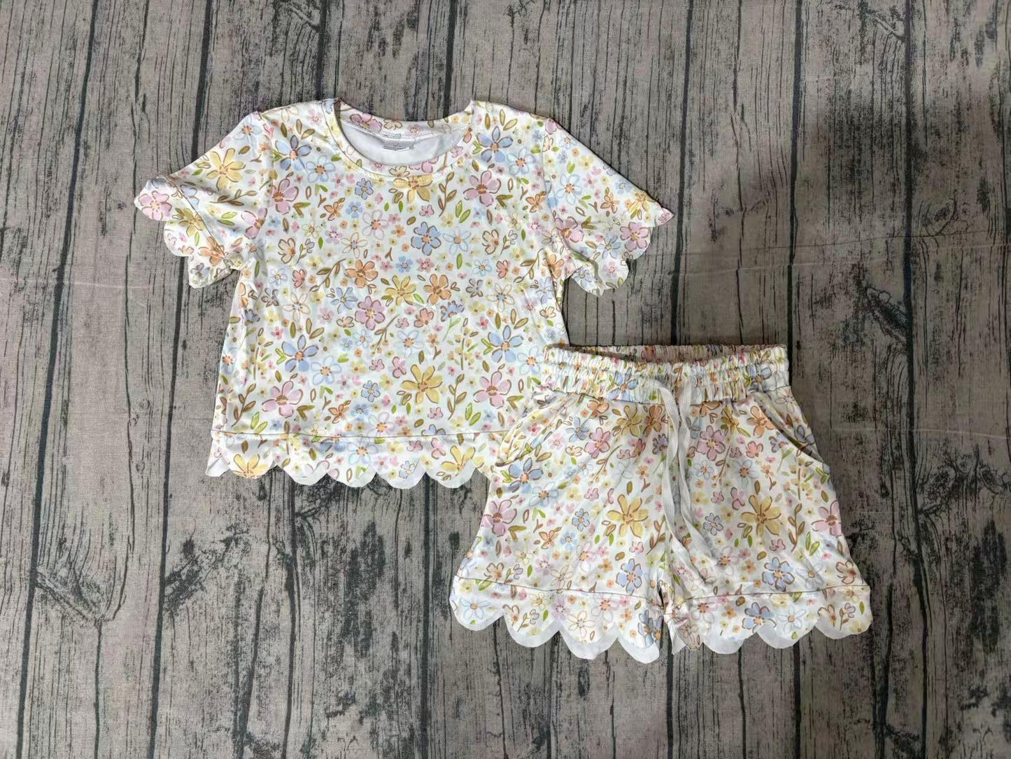 GSSO3268 Preorder Sample Baby Girl Short Sleeve Colorful Flowers Top Scallop Shorts Clothes Sets
