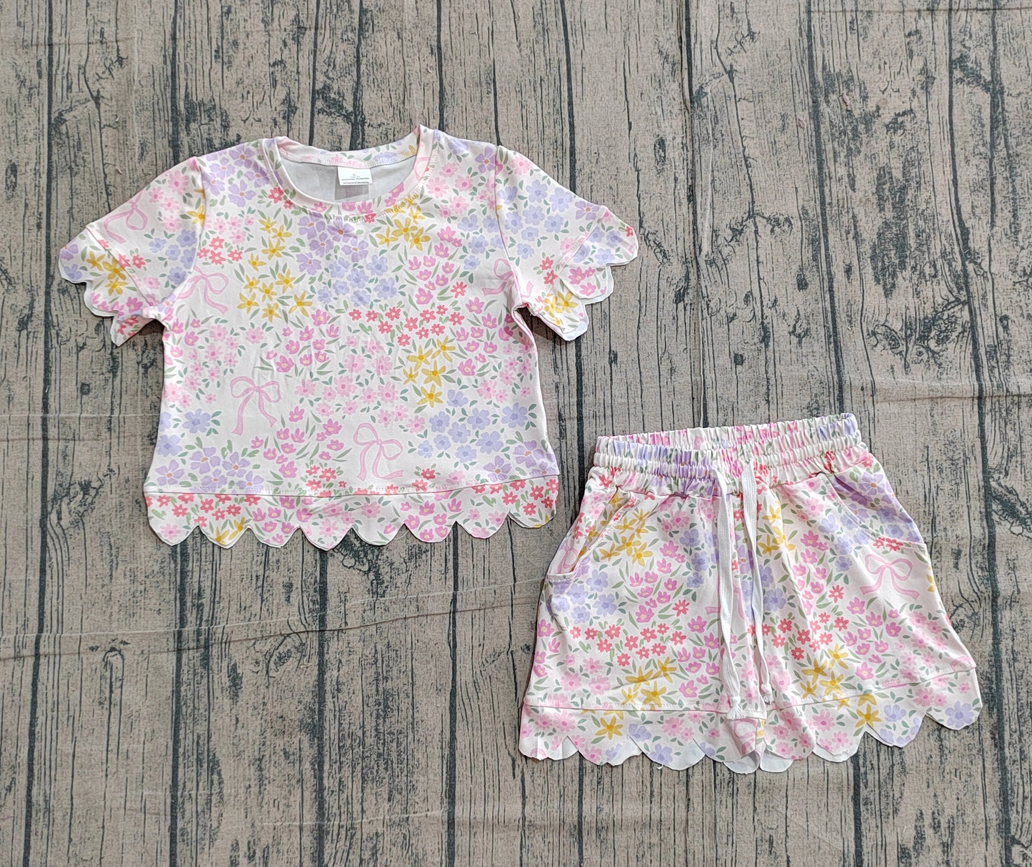 GSSO3270 Preorder Sample Baby Girl Short Sleeve Colorful Flowers Bows Top Scallop Shorts Clothes Sets