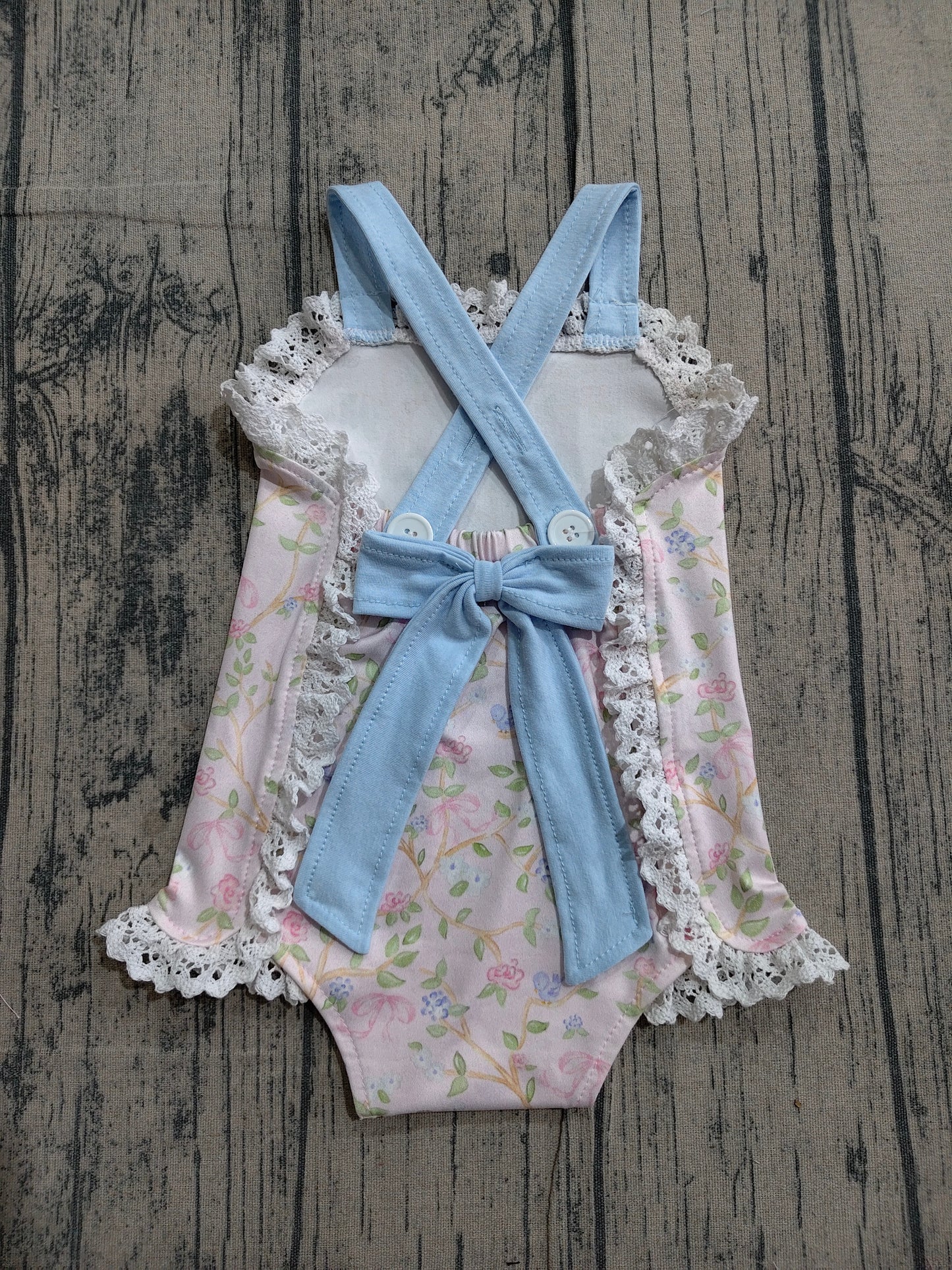 SR3461 Preorder Sample Baby Girl Strap Flowers Plaid Back Bows Ruffle Rompers