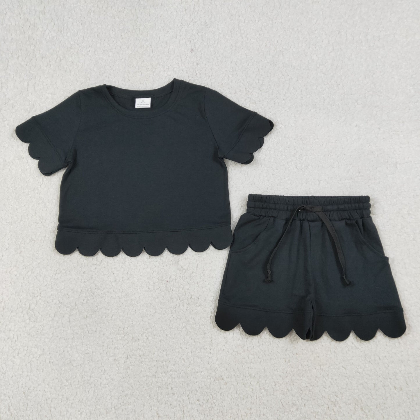 GSSO3172 Kids Baby Girl Black Short Sleeve Shirts Top Shorts Scallop Clothes Sets
