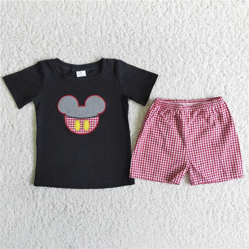 D5-15 Anime image black short-sleeved top with red and white plaid shorts