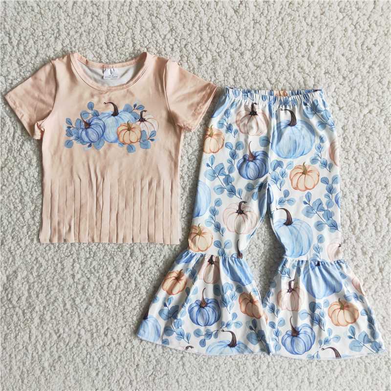 C10-9 Fringed pumpkin-print short-sleeved top with pumpkin-print white flared pants