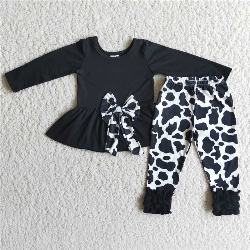 6 A16-26 Black bow long-sleeved top with flared pants