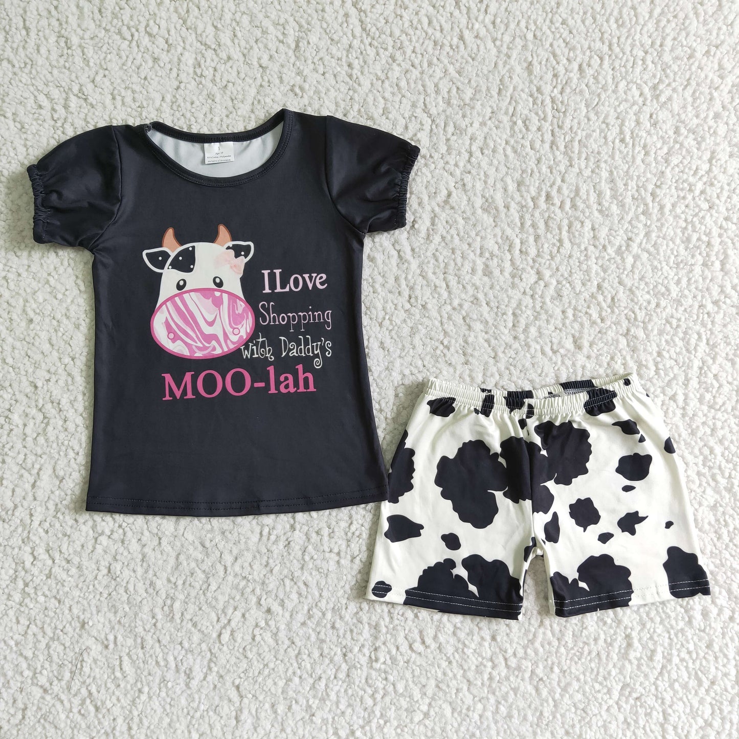 A6-12 Cow graphic print black short-sleeved top with cow-spotted shorts
