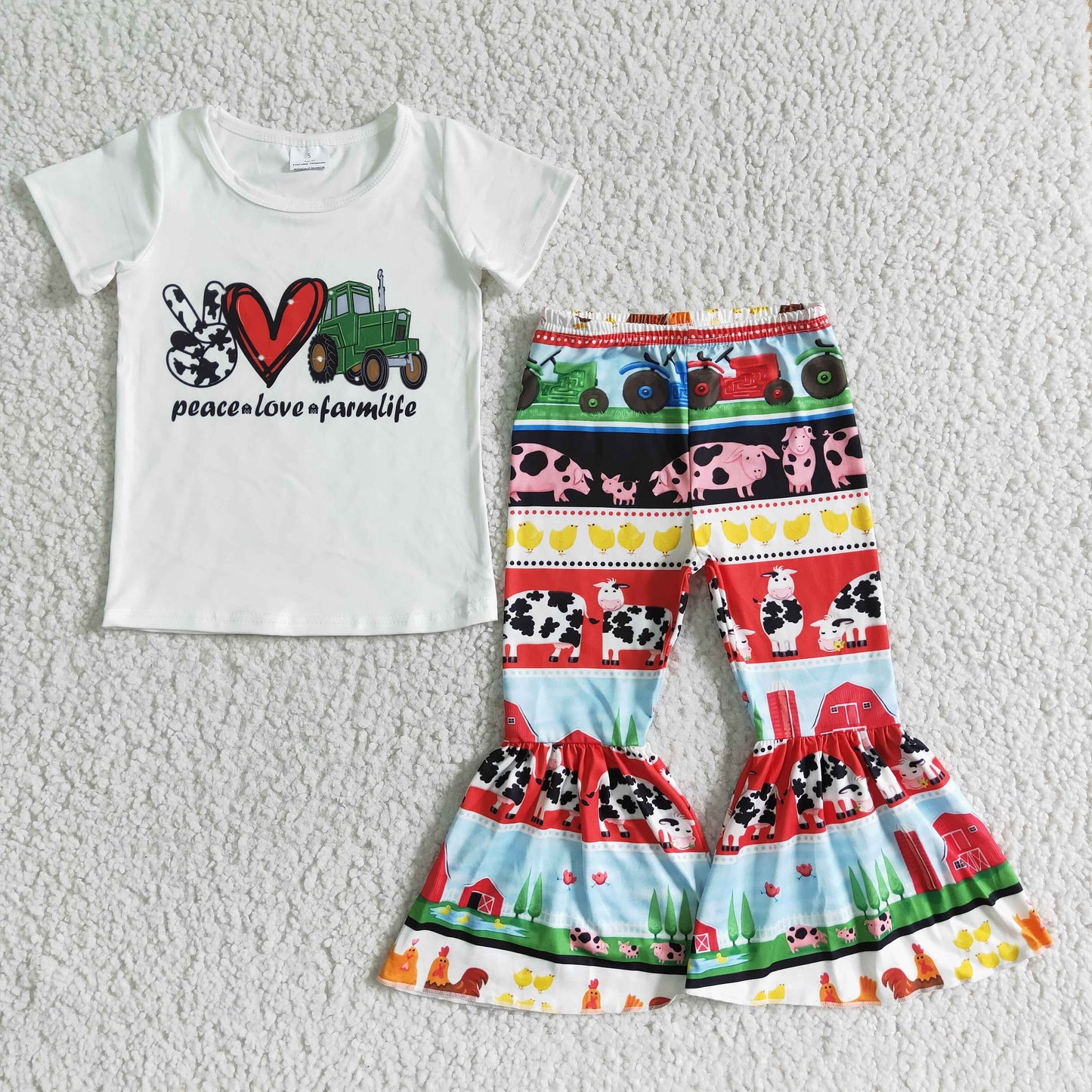B13-4 Gesture heart print white short-sleeved top with cow rooster animal print flared pants