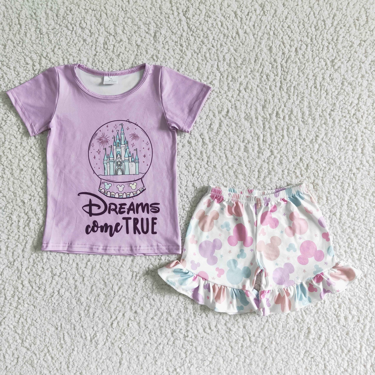 GSSO0050 Castle print purple short-sleeved top with white shorts