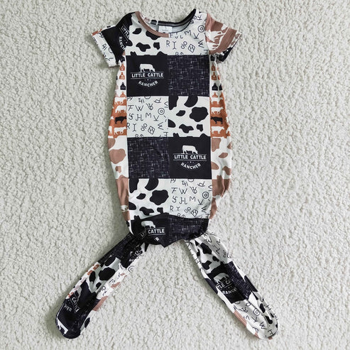 NB0002 Newborn Baby Cow Sleeper Gown