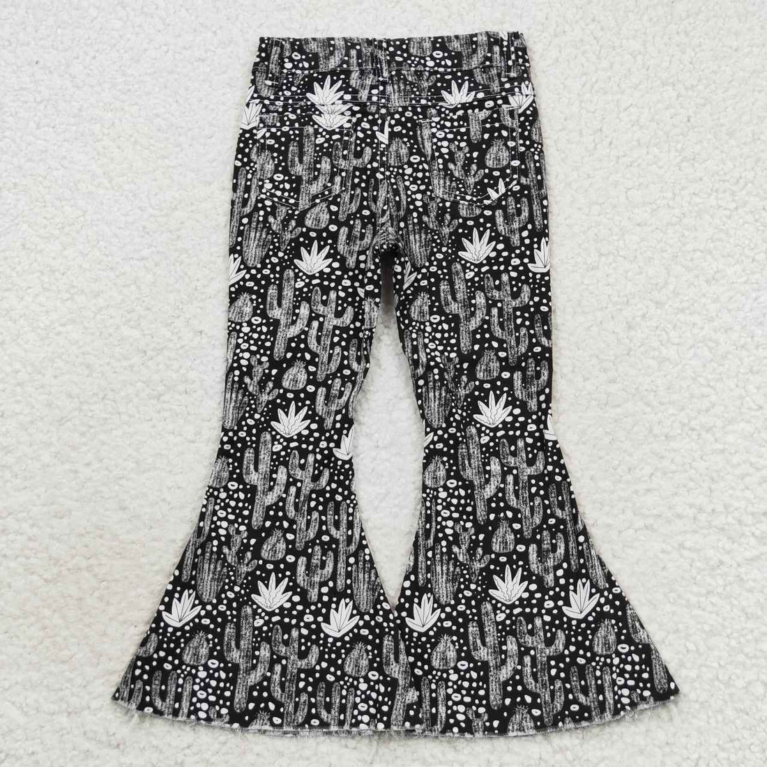 L-3.7 P0158 Cactus black denim pants