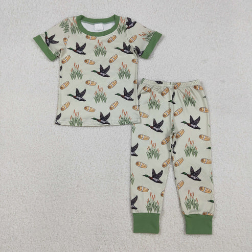 12.8 BSPO0635 Baby Boys Green Ducks Calls Top Pants Hunting Pajamas Set