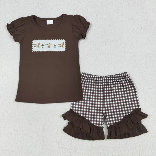 7.10 GSSO2672 Embroidery Baby Girls Brown Short Ruffle Sleeves Ducks Top Plaid Short Set