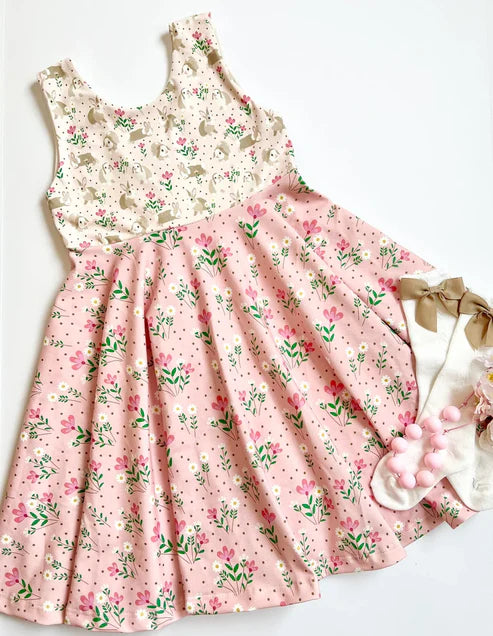 11.4 	 GSD2984 Baby Girls Rabbits Flowers Easter Knee length Dresses Preorder