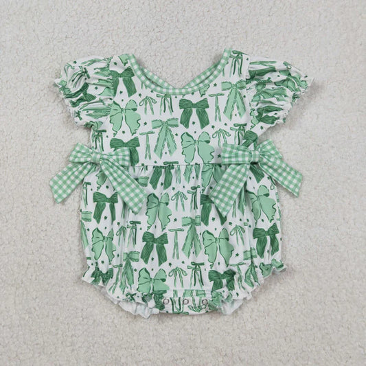 12.13 SR3305 Baby Girls Green Clovers St Patrick Bows Ruffle Rompers