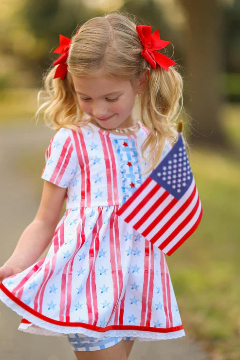 3.21  GSSO2374 Baby Girls Short Sleeves Red Stripe Button Stars Tunic Short 4th Of July Set Preorder