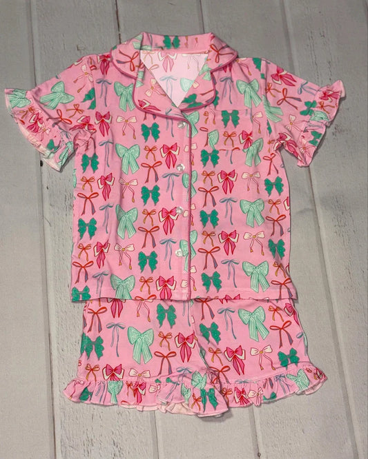 6.16 GSSO2636 Baby Girls Pink Short Ruffle Sleeves Bows Button Pocket Top Sorts Pajamas Set Preorder