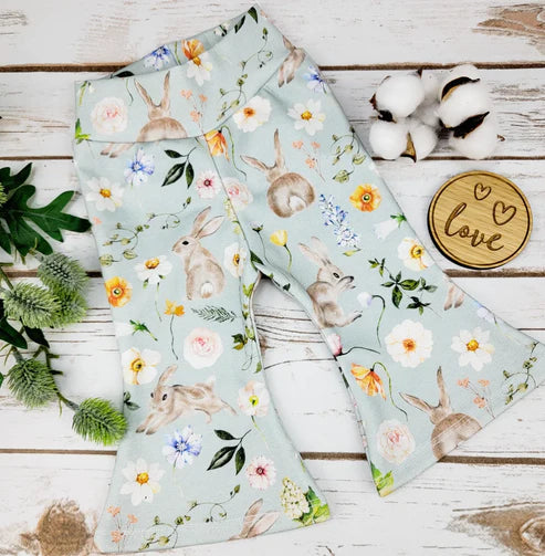 11.8 MOQ：5pcs P0964 Pre order No Moq Baby Girls Flowers Rabbits Easter Bell Bottom Pants