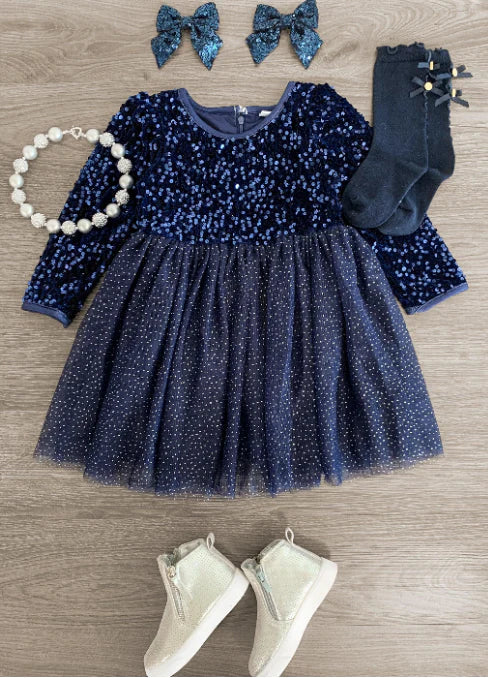 5.8 Girls' long-sleeved sequined tulle dress