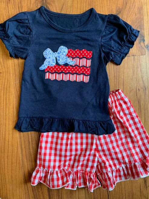 3.22 GSSO2379 Baby Girls Navy Polka Dots Bow Top Red Plaid Ruffle Short Set Preorder