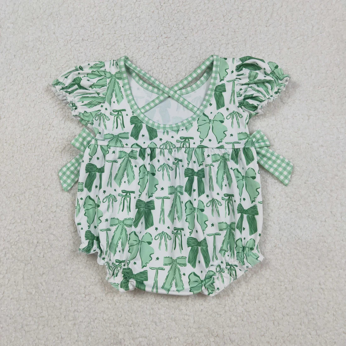 12.13 SR3305 Baby Girls Green Clovers St Patrick Bows Ruffle Rompers