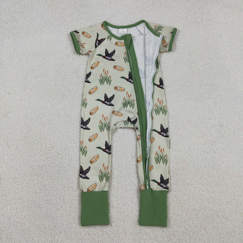 12.19 SR3498 Baby Boys Green Ducks Calls Hunting Two Way Zip Convertible Romper