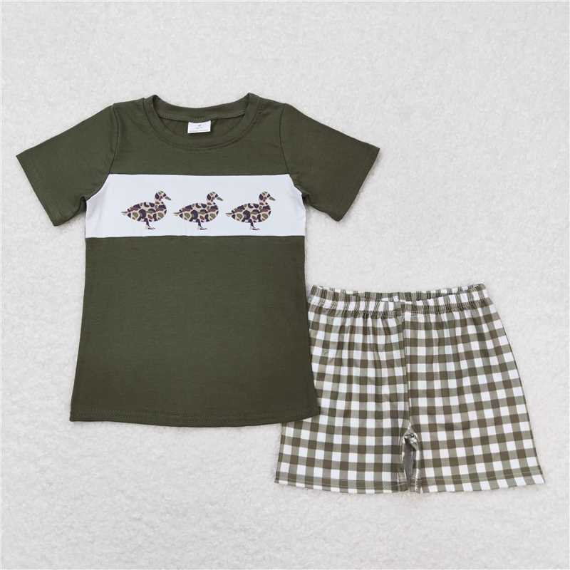 BSSO0663 Three Ducks Army green short-sleeved plaid shorts suit