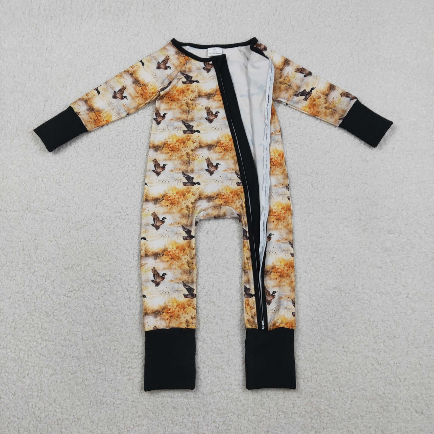 LR2986 Newborn Baby Boy Ducks Hunting Two Way Zipper Convertible Rompers