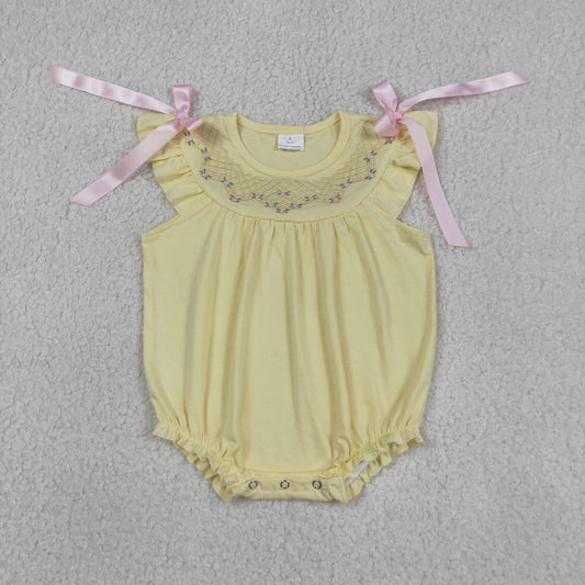 SR3561 Newborn Embroidery Flowers Checked Baby Girls Bows Flutter Sleeve Ruffle Rompers