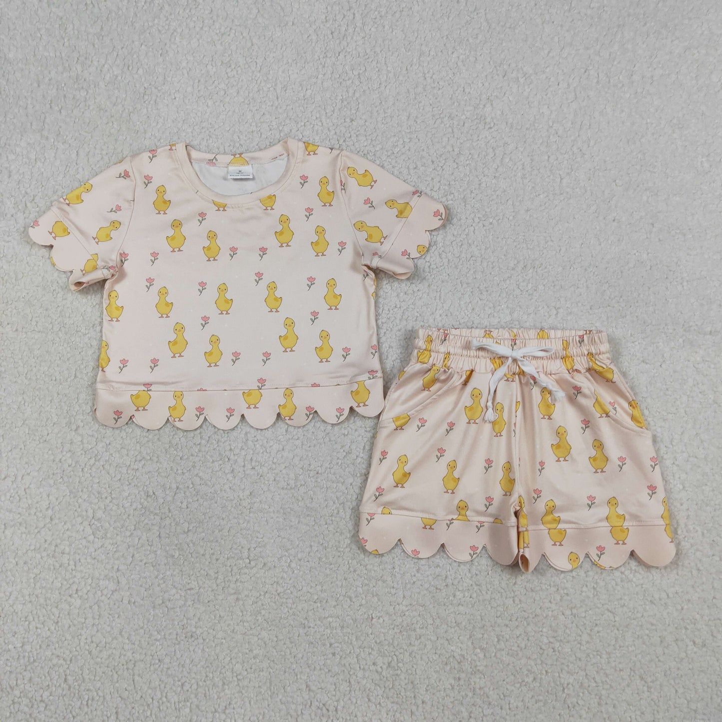 GSSO3281 Kids Baby Girl Small Flowers Chicks Top Scallop Shorts Clothes Sets