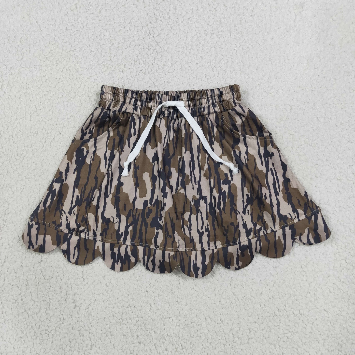 GLK0298 Kids Clothing Baby Girls Southern Olive Wood Camo Scallop Pockets Skirt Shorts Bottom