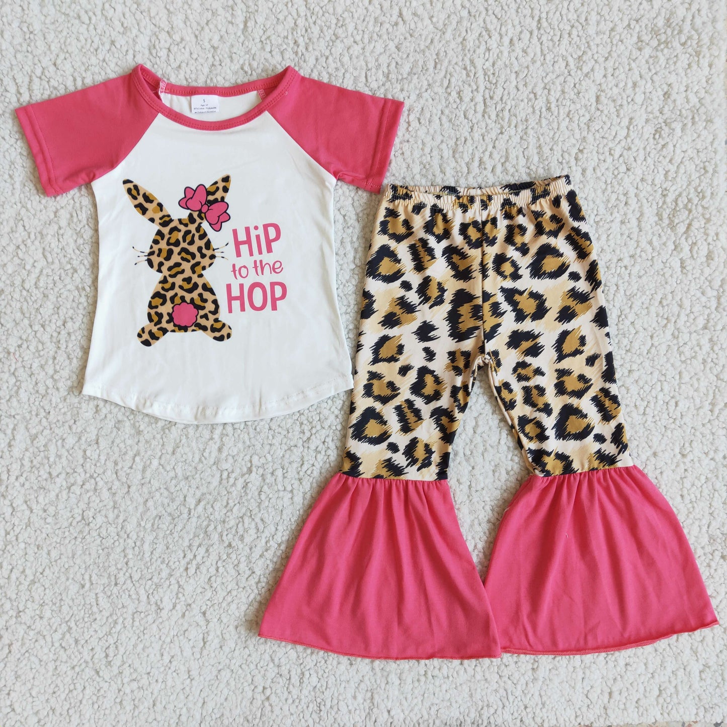 D7-17 Easter Bunny short sleeve top leopard flare pants