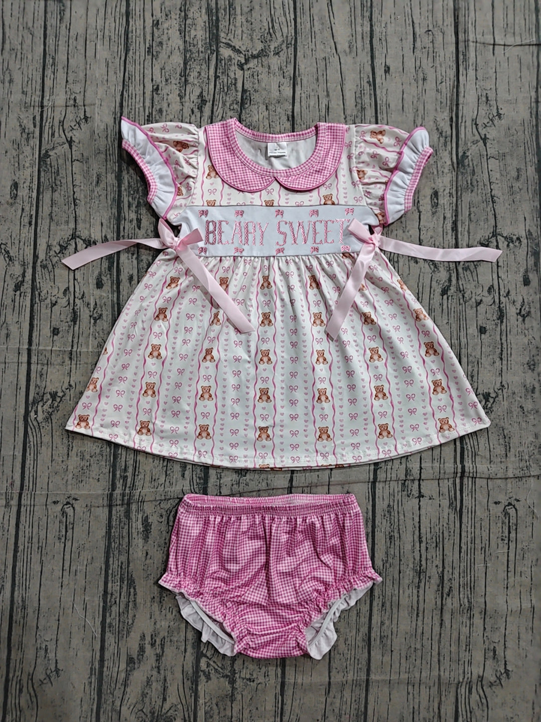 GBO0520 Preorder Sample Embroidery Beary Sweet Baby Girls Hearts Bears Tunic Bummies Clothes Sets