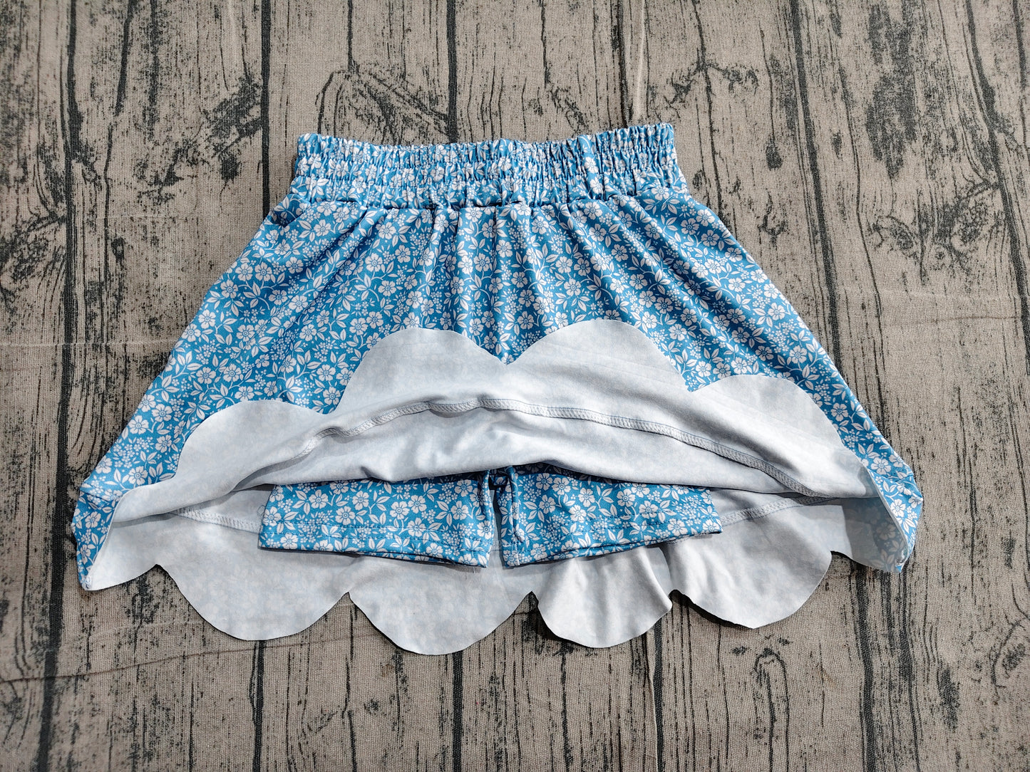 GLK0239 Preorder Sample Baby Girl Blue Small Flowers Scallop Skirt Shorts Bottom