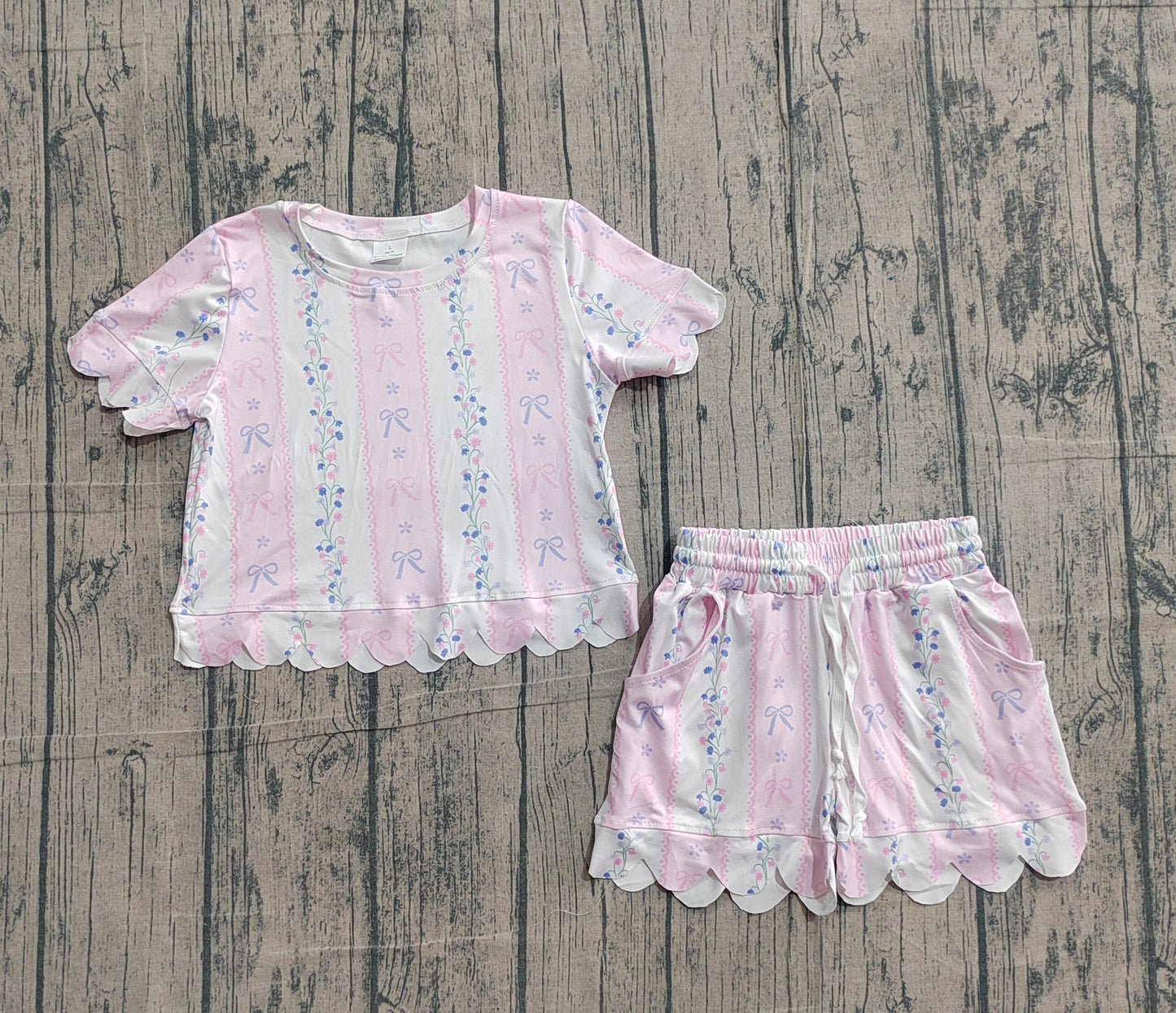 GSSO3410 Preorder Sample Baby Girl Flowers Bows Stripe Top Scallop Shorts Clothes Set