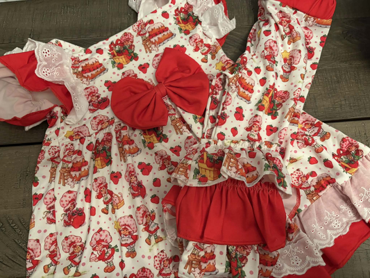 GSSO3446 Preorder Baby Girl Flutter Sleeve Strawberry Cakes Tunic Ruffle Short Clothes Sets
