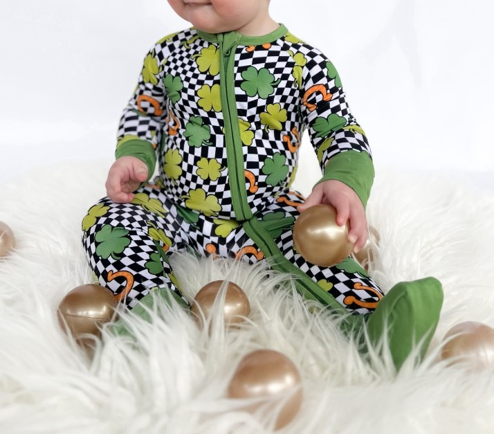 LR2090 Baby Infant Boys St Patrick Day Quatrefoil Zip Rompers preorder