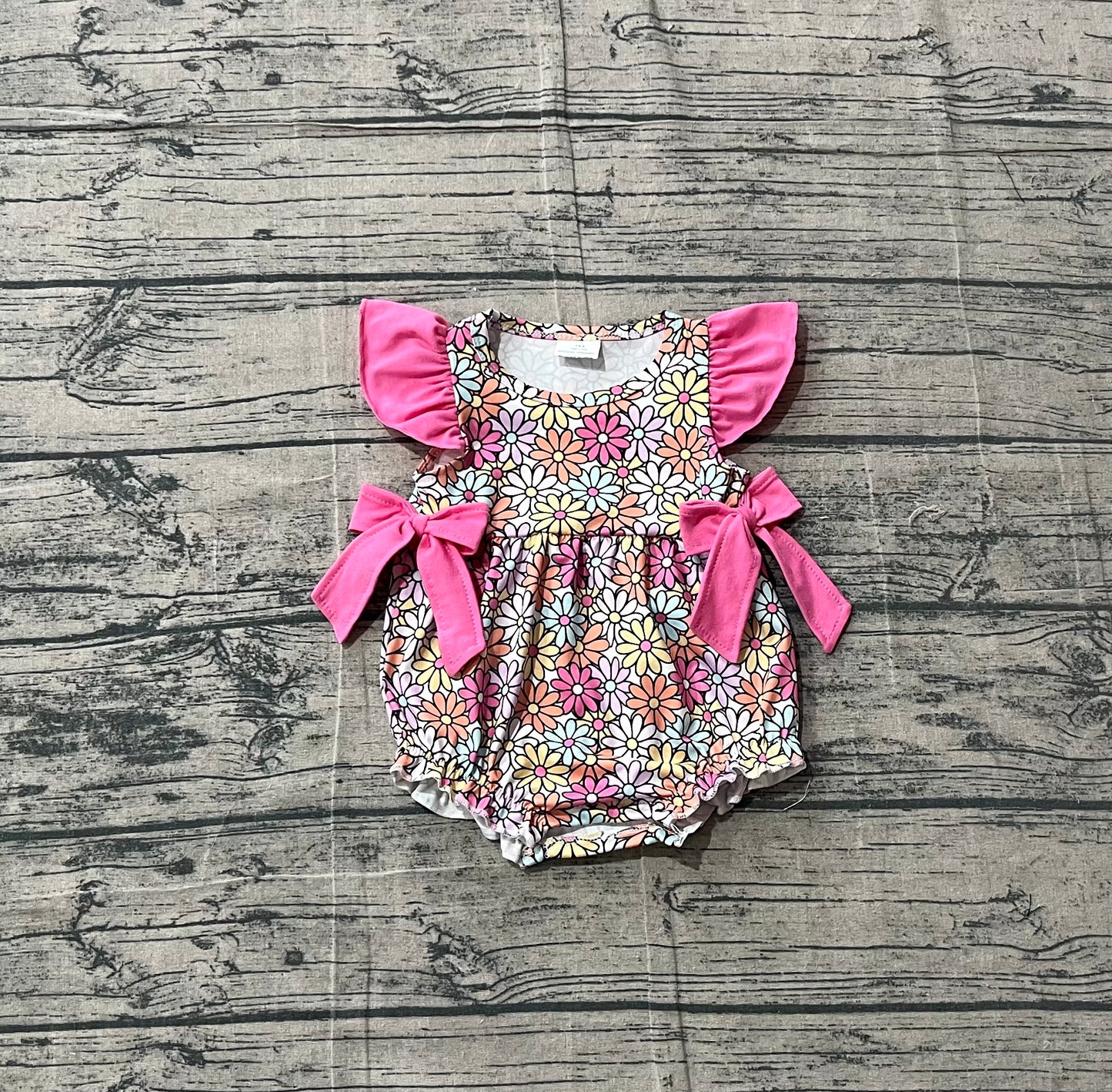 SR4049 Preorder Sample Baby Girl Flutter Sleeve Colorful Daisy Flowers Ruffle Rompers