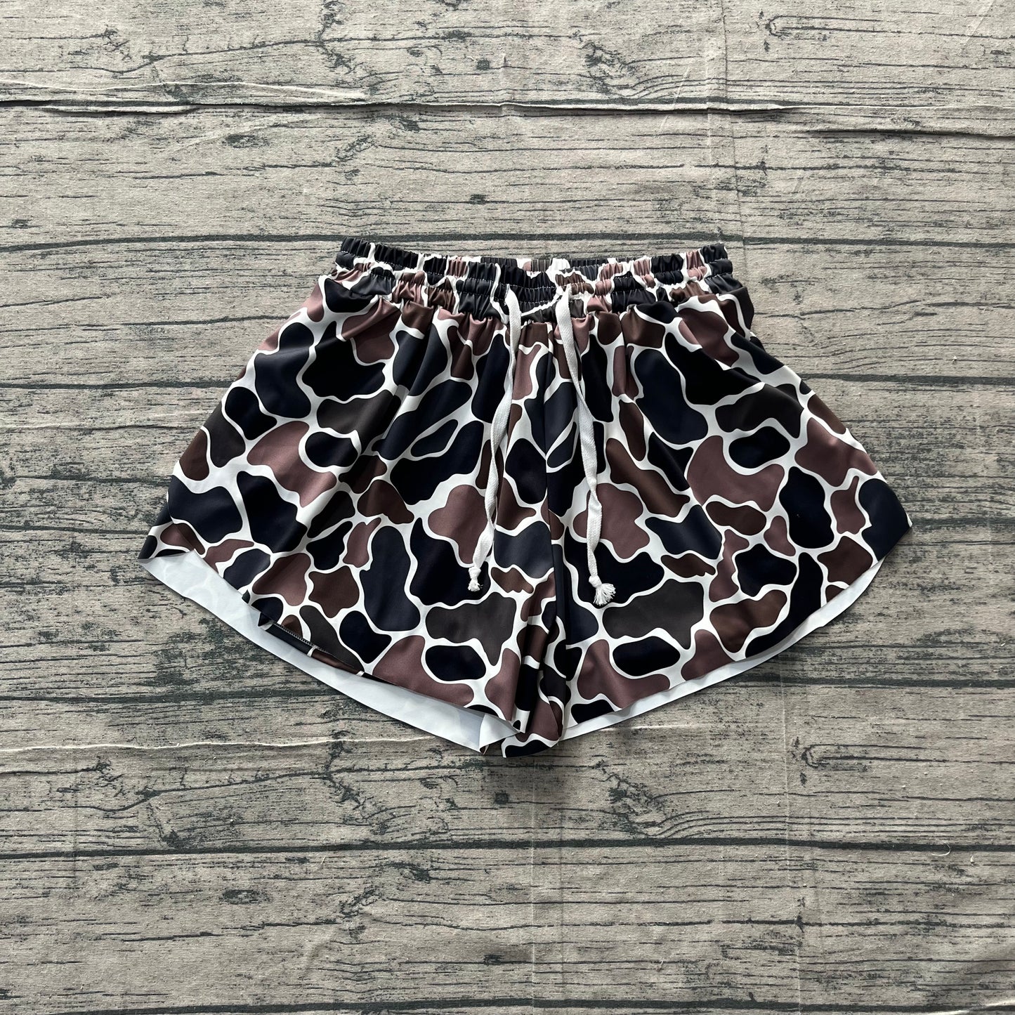 SS0768 Preorder Sample Adult Women Dark Brown Camo Yoga Active Shorts Ruffle Bottom