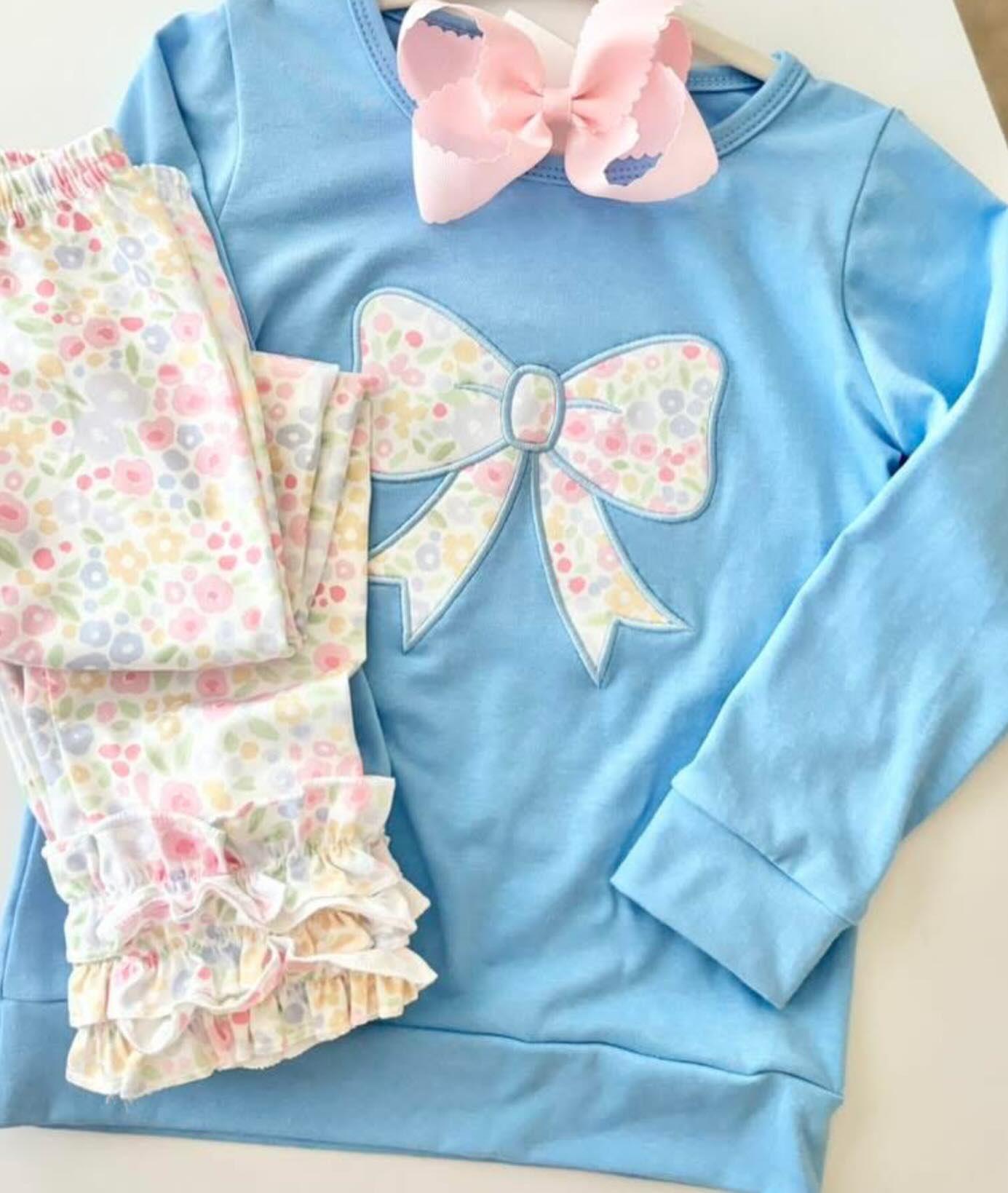 RTS NO MOQ（In Stock) GT1538+P1005 Embroidered floral print and bow pattern blue long-sleeved top trim trousers set-GLP3243