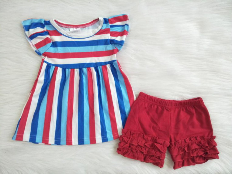 C6-5 White, red and blue striped stitching short-sleeved top   with red shorts