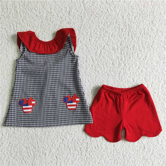 A15-5 Little Mouse Pocket Plaid Sleeveless Top with Red Shorts