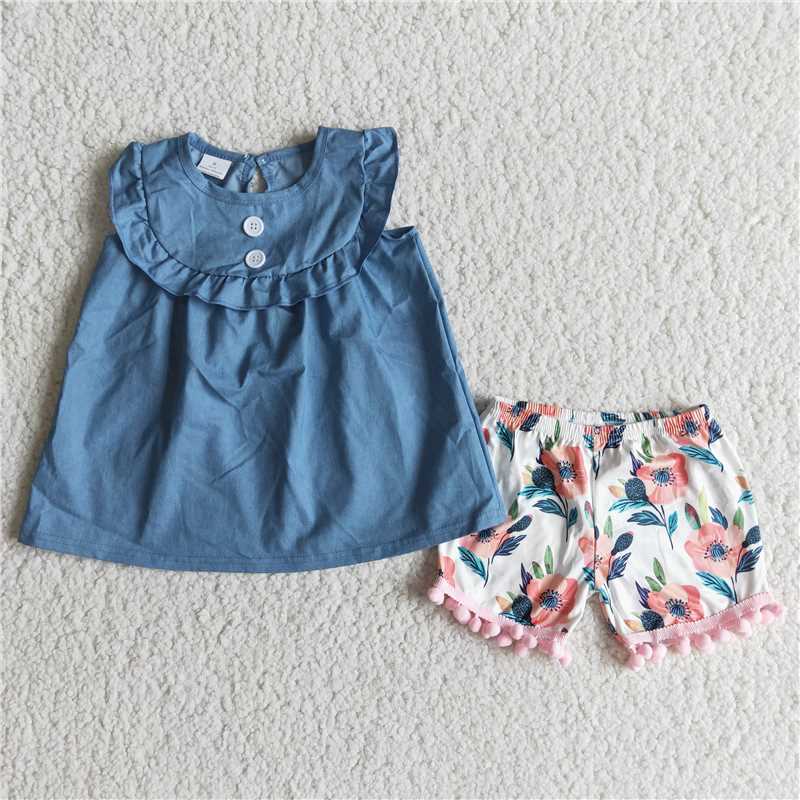 A8-4  Blue short-sleeved top with printed shorts