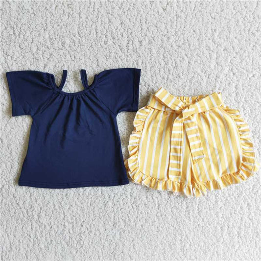 D4-28  Dark blue shoulder strap short-sleeved top with yellow shorts